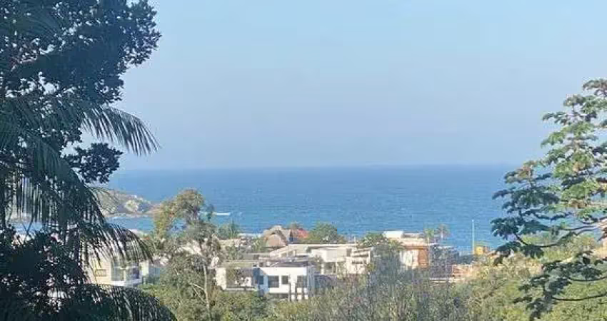 Terreno à venda na Praia do Estaleiro, Balneário Camboriú 