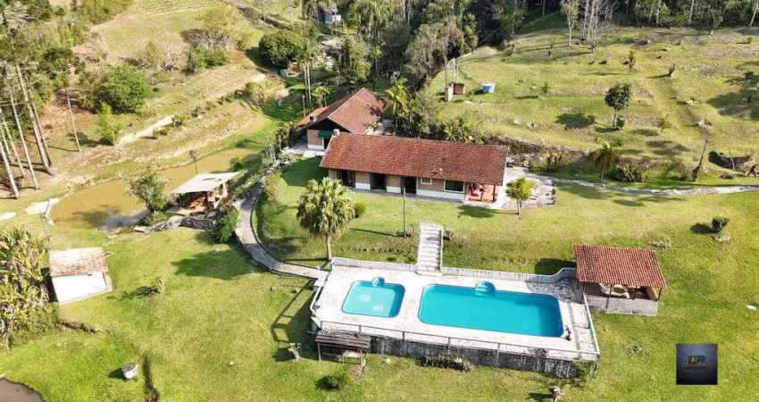 Sítio Exclusivo de 338.000m² à venda com Natureza Preservada e Infraestrutura Completa – Triângulo Azul, São Lourenço da Serra