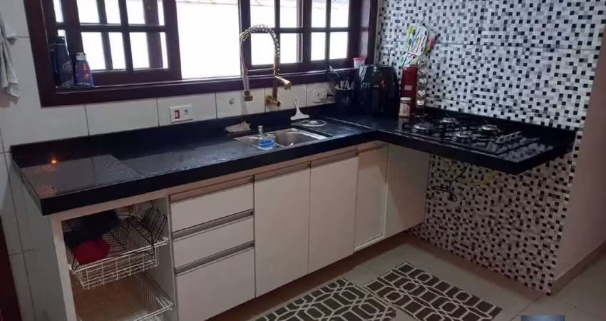 Casa à venda com área de 300m², 97m² de área construída, 2 dormitórios, 2 banheiros, 2 vagas - bairro represa - ribeirão pires - são paulo