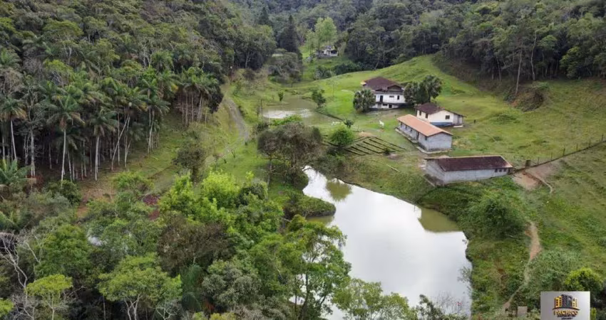 Sítio à venda 242.000m² área 05 lagos, nascentes fábrica de queijos cabras estrada do pocinho - são lourenço da serra/sp