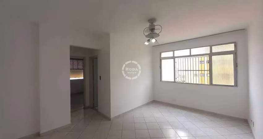 Amplo Apartamento no Embaré com Vista Livre, 2 Dormitórios e 1 Vaga de Garagem