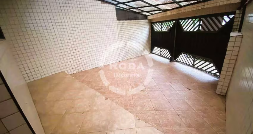 Excelente sobrado triplex a venda, localizado na vila valença em são vicente/sp na 'linha vermelha, são 182 m² de área construída!