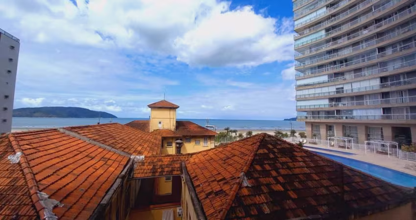 Apartamento próximo da praia a venda em Santos, localizado no bairro da Pompéia.