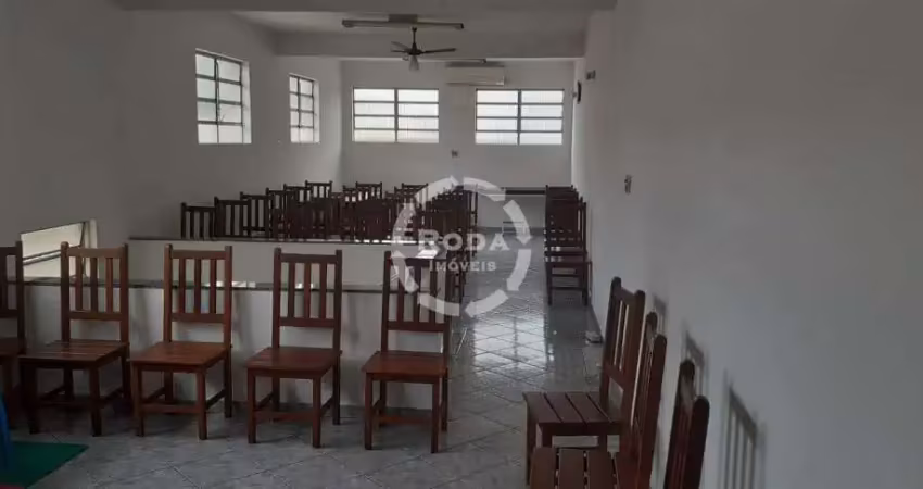 Oportunidade única de investimento! linda casa comercial com excelente localização e infraestrutura completa.