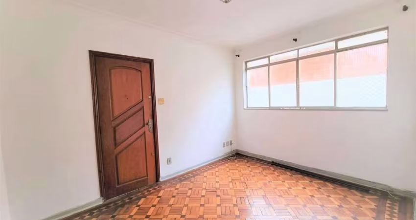 Apartamento a Venda em Santos, localizado no bairro da Pompéia.