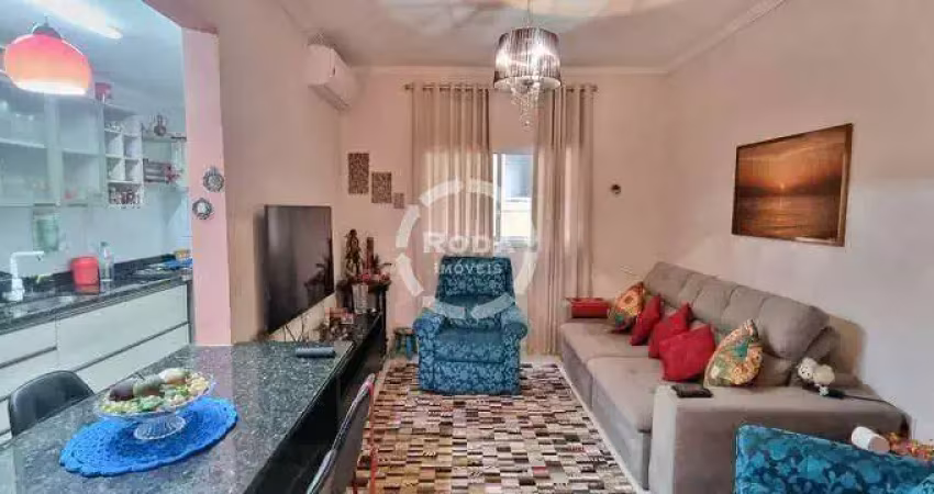 Casa em condomínio fechado a venda em Santos, localizado no bairro do Gonzaga.