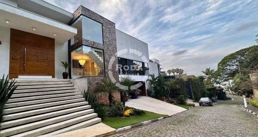 Casa de alto padrão em condomínio fechado a venda em Santos, localizada no bairro Santa Terezinha.