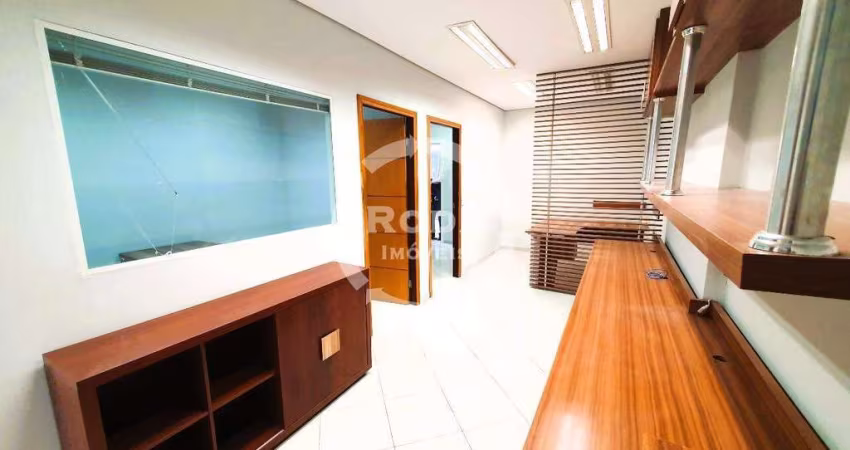 Sala comercial para venda em Santos, localizada no bairro da Aparecida.