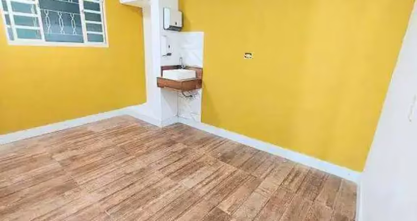 Casa sobrado geminado no marapé – versátil, ampla e em localização privilegiada