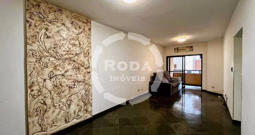Apartamento com 3 dormitórios no Gonzaga – oportunidade para reforma!