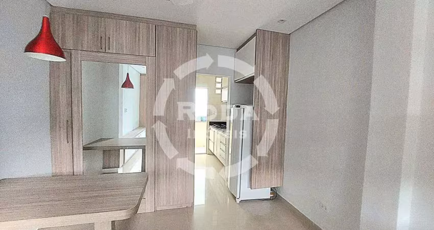 Oportunidade no Coração do Boqueirão! sala Living Reformado a venda 1 Quadra da Praia ,Boqueirão - Santos