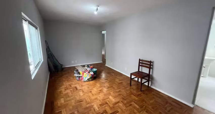 Apartamento 3 dormitórios reformado no bairro da aparecida