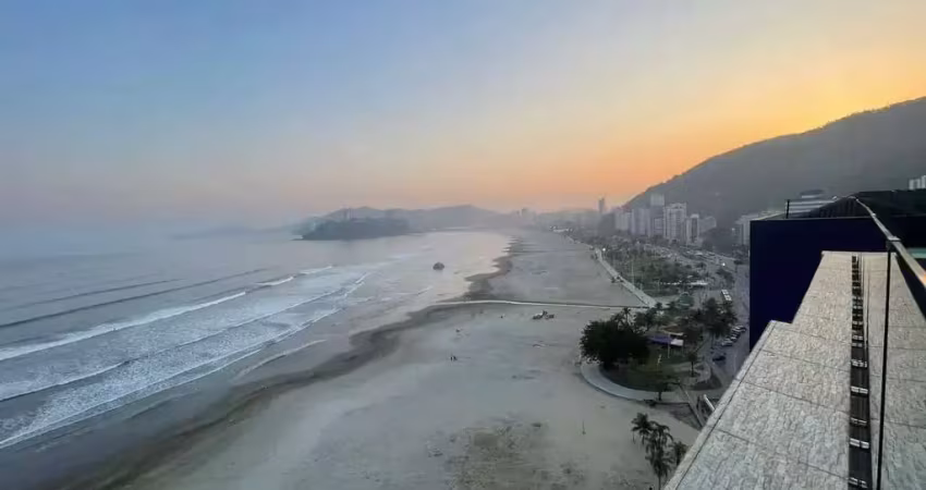 Apartamento pé na areia – 3 dormitórios | mobiliado | 2 vagas | vista incrível!
