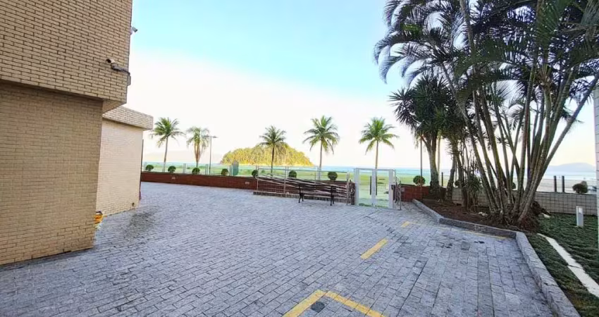 Apartamento pé na areia – reformado e espaçoso na praia do josé menino!