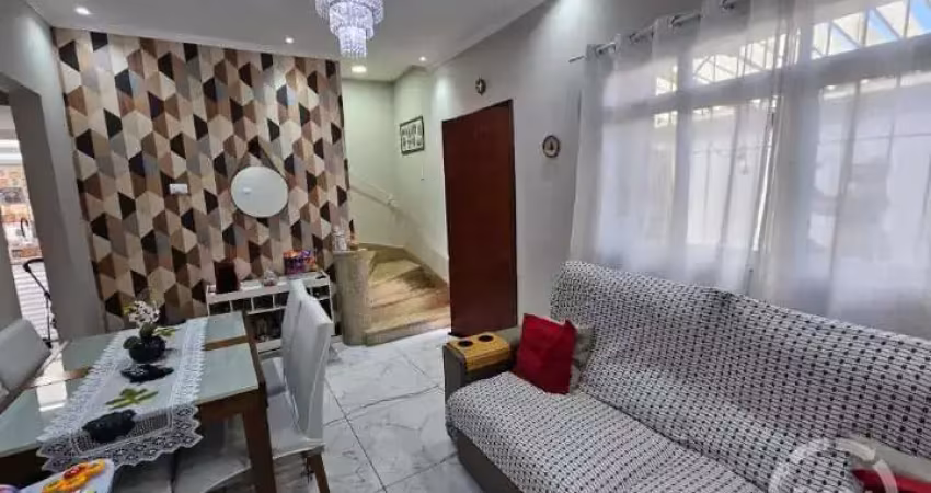 Sobrado geminado à venda – 2 dormitórios, 1 suíte – 72 m² privativos