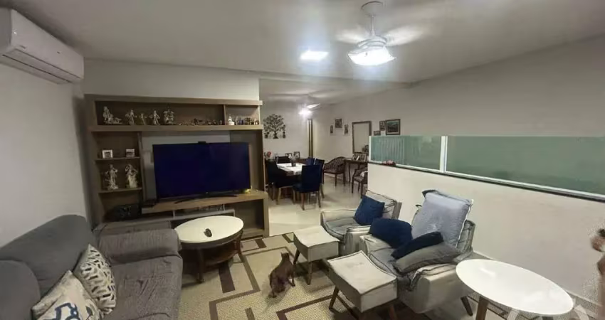 Sobreposta à venda – 115m² – 3 dormitórios c/ 1 suíte – garagem fechada – embaré