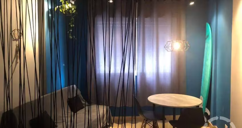 Oportunidade única! apartamento reformado a 1 quadra da praia com fechadura eletrônica!