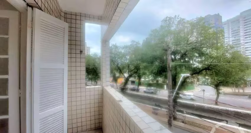 Apartamento 3 dormitórios de frente com sacada para alugar no embaré – santos/