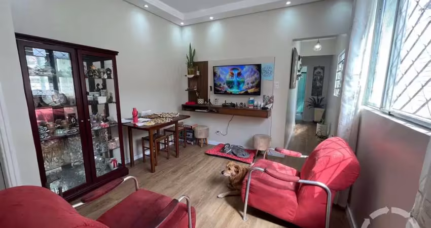 Apartamento térreo no gonzaga - 2 dormitórios - próximo ao shopping