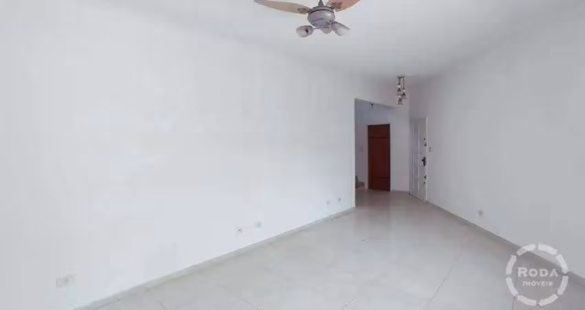 Casa com 3 quartos à venda na Rua Alexandre Martins, --, Aparecida, Santos