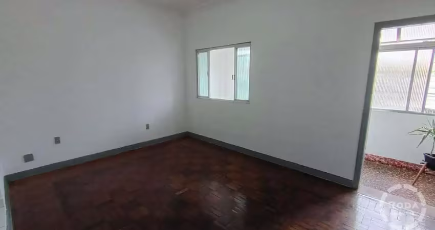 Excelente sobreposta alta de 2 dormitórios no ótimo bairro do campo grande - santos - sp