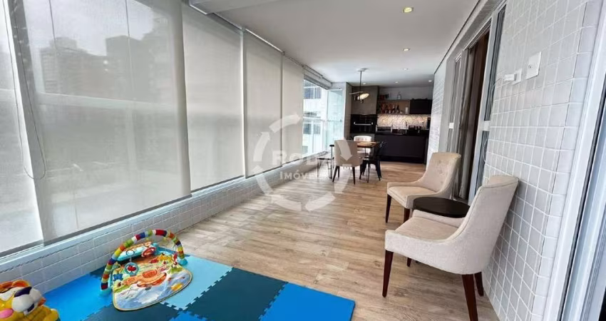 Apartamento à venda no bairro Gonzaga 03 suítes 134 metros. Santos/SP