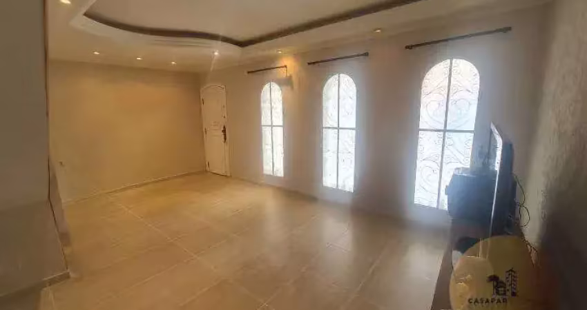 Lindo Sobrado à Venda com 285m², 2 Quartos e 3 Vagas no Osvaldo Cruz