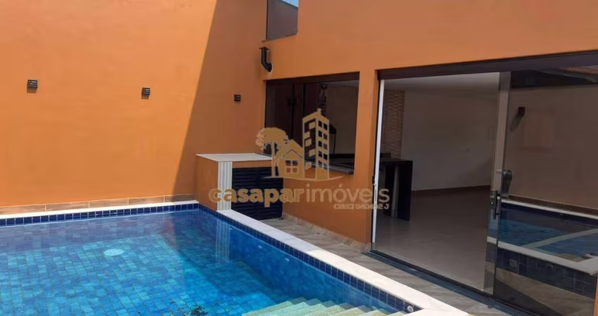 Sobrado Novo à Venda com Piscina e Nunca Habitado, 126m² e 3 Suítes