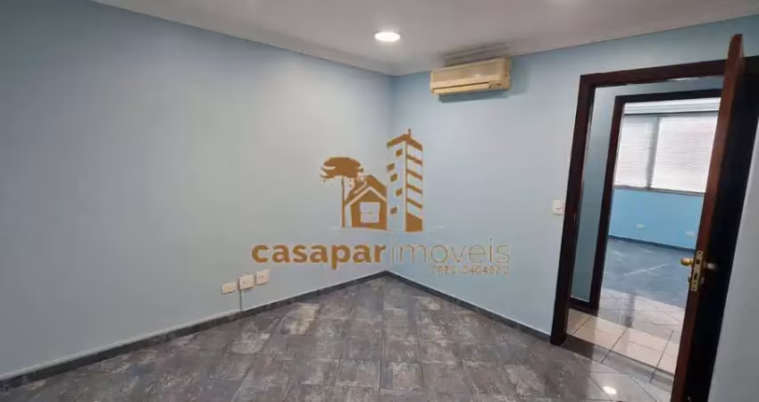 Excelente sala comercial à venda com 69,50m², proximo ao centro
