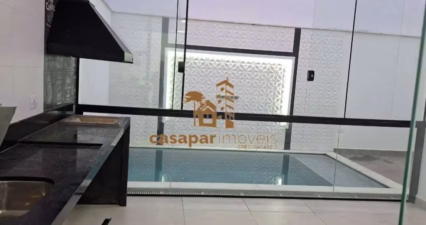 Casa à venda com 160m², 3 dormitórios e piscina em peruíbe