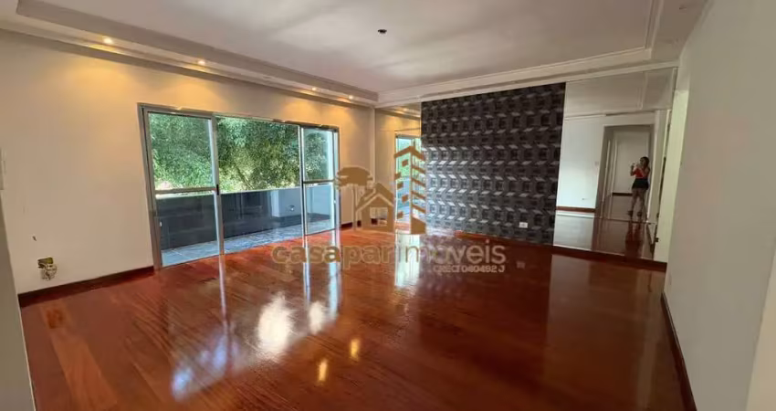 Apartamento à venda com 160m², 3 dormitórios e pronto para morar no centro