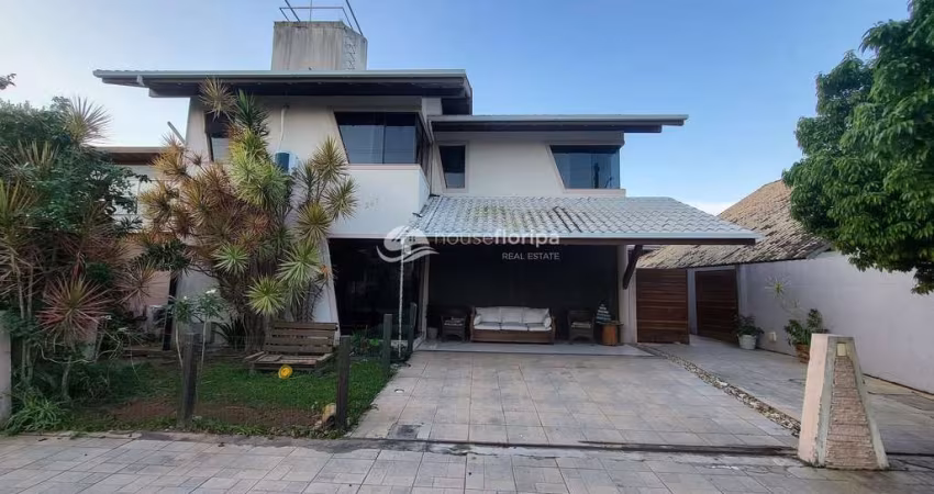Pousada com 10 Quartos, à Venda, em localização Privilegiada no Rio Tavares, Florianópolis, SC