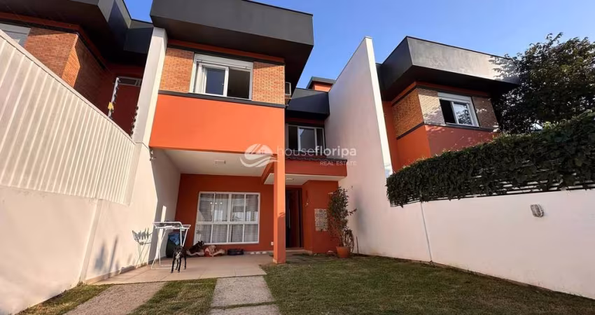 Casa à venda, Campeche, Florianópolis, SC - Facil acesso a comércios e academia,  a 10 minutos a pé