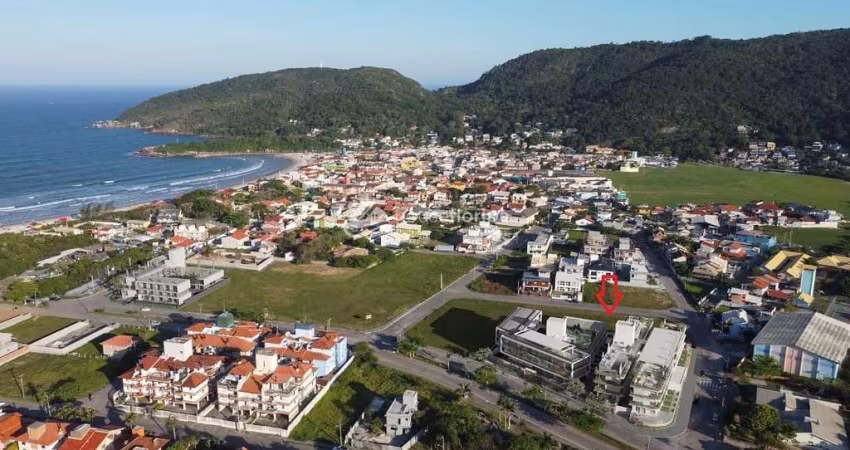 Studio à venda, em ótima localização na Barra da Lagoa, pertinho da praia,  Florianópolis, SC
