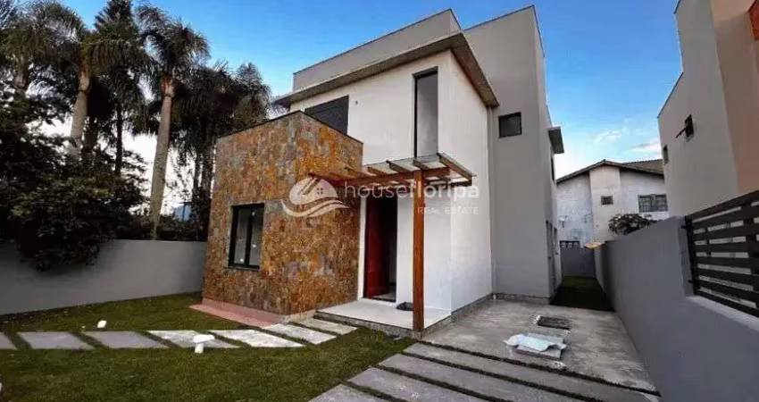Bela casa à venda, com 3 dormitórios, sendo 1 ampla suíte, campeche, florianópolis, sc