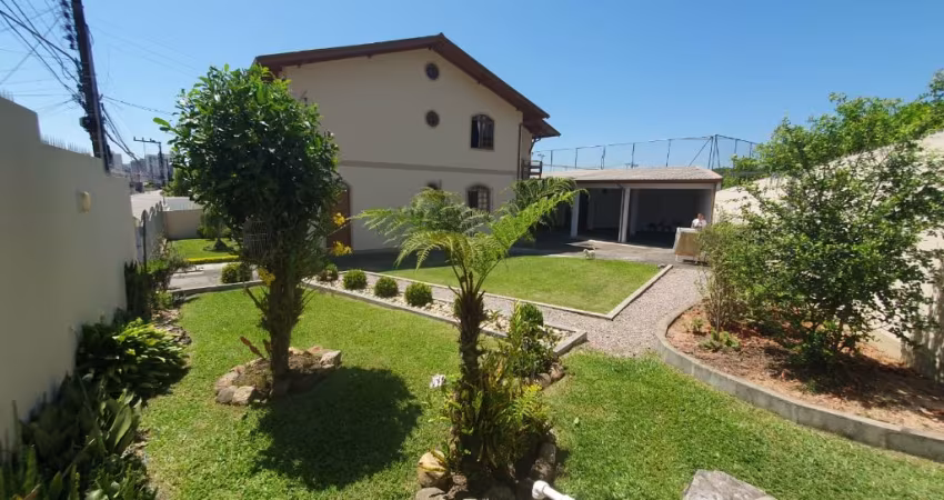 Casa Residencial no Roçado