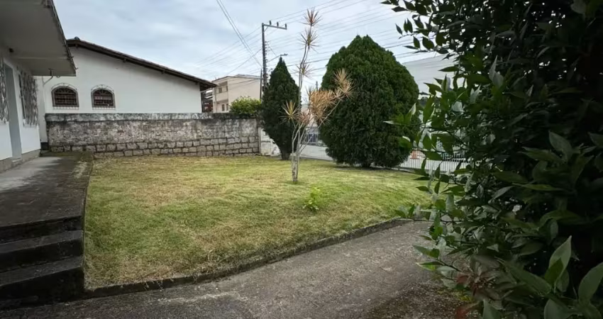 Casa com 6 quartos à venda na Rua Marcelino Simas, 95, Estreito, Florianópolis