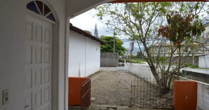 Casa com 3 quartos à venda na Rua São Mateus, 349, Flor de Nápolis, São José