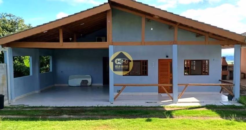 Casa em Condomínio para Venda em Atibaia, Vitória Régia, 3 dormitórios, 1 suíte, 3 banheiros, 2 vagas