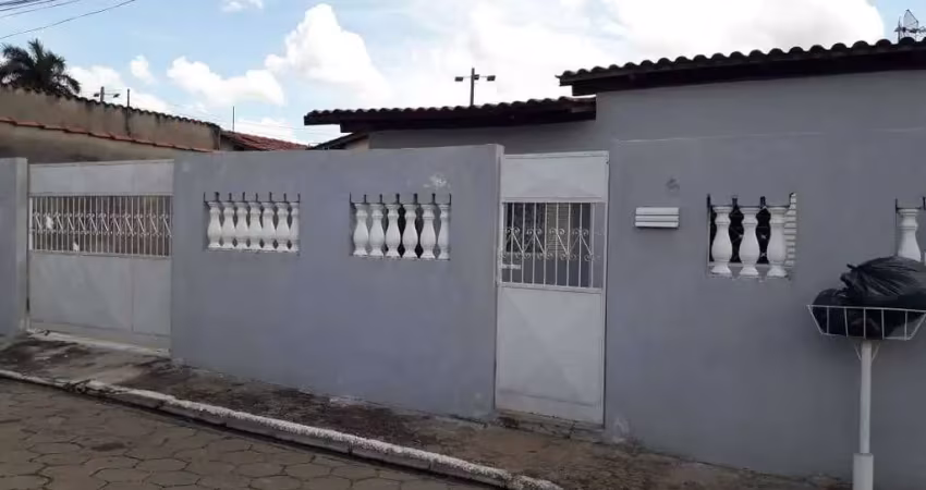 Casa com 3 quartos à venda na Rua Ministro Sérgio Mota, 05, Centro Sul, Várzea Grande