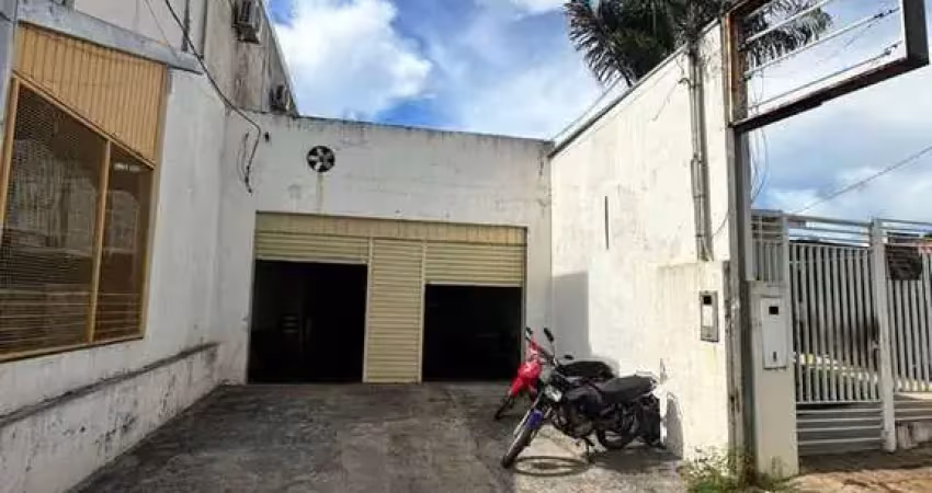 Casa comercial à venda na Rua Miranda Reis, Poção, Cuiabá