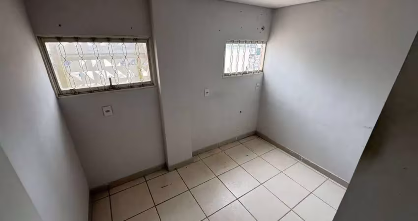 Aluga-se salas comerciais na praça popular em cuiabá - mt