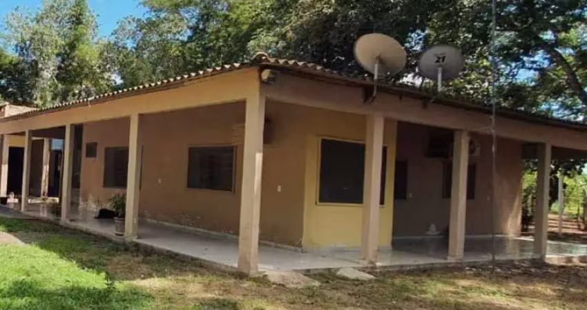 Chácara na região do distrito da guia com 6 dormitórios.