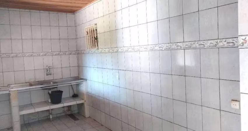 Sobrado com 3 dormitórios/1 suíte à venda, 330 m² por r$ 250.000 - goiabeiras - cuiabá/mt