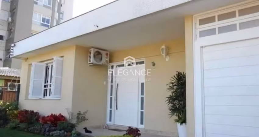 Elegance imóveis vende linda casa no jardim lindóia com 3 dormitórios, 1 suíte, pátio, salão com churrasqueira e 3 vagas de garagem em porto alegre.