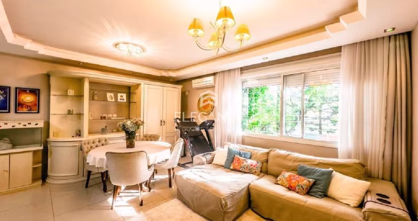 Apartamento para comprar de 3 dormitórios transformados em 2 suítes e closet com 1 uma vaga garagem. Rio Branco Porto Alegre. Elegance Imóveis