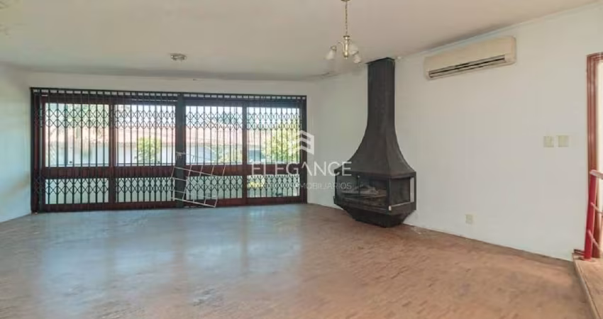 Casa 3 dormitorios, suite, lareira, churrasqueira, lavanderia, patio, Chácara das Pedras, Porto Alegre, Elegance Imoveis
