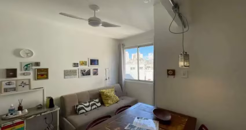 Apartamento 1 dormitório 32 m2 porteira fechada para residência ou investimento centro histórico porto alegre.  elegance imóveis