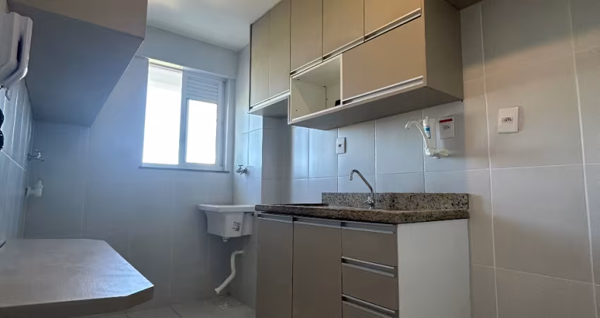 Alugo 2/4 com suíte no Residencial Paris