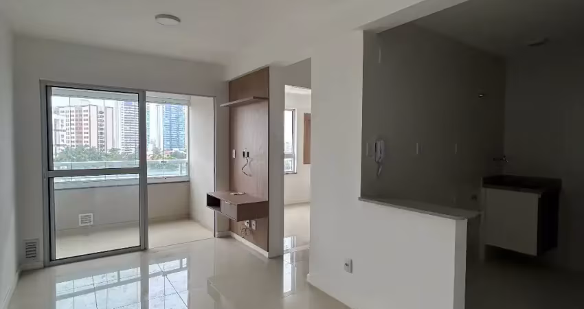 Alugo 1/4 em santa teresa no residencial versailles prédio novo